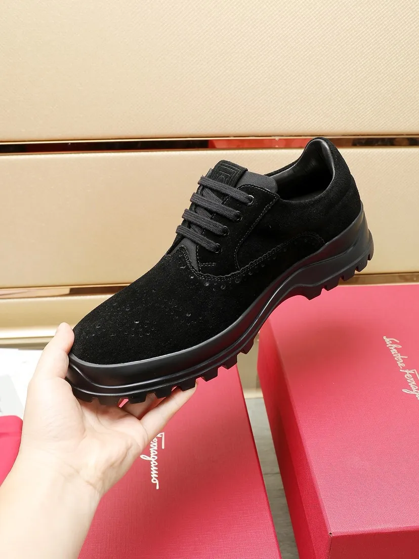 Factory P680💰🔥《Ferragamo》👏Latest•High-end top brand luxury~purchasing agent, top~quality. New fashionable business men's shoes 🔜The uppers are made of original first-layer open-edge beaded cowhide➕cowhide·lining, with fine workmanship. The original stylish and soft combination wear-resistant and non-slip outsole is light and comfortable on the feet. The real thing looks better in real photos. Number of yards: 38--44 (45 and 46 can be customized)